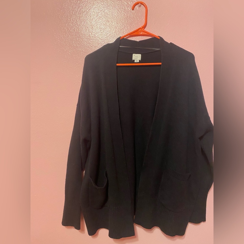 Must Have! Black Thick Cardigan, XL.